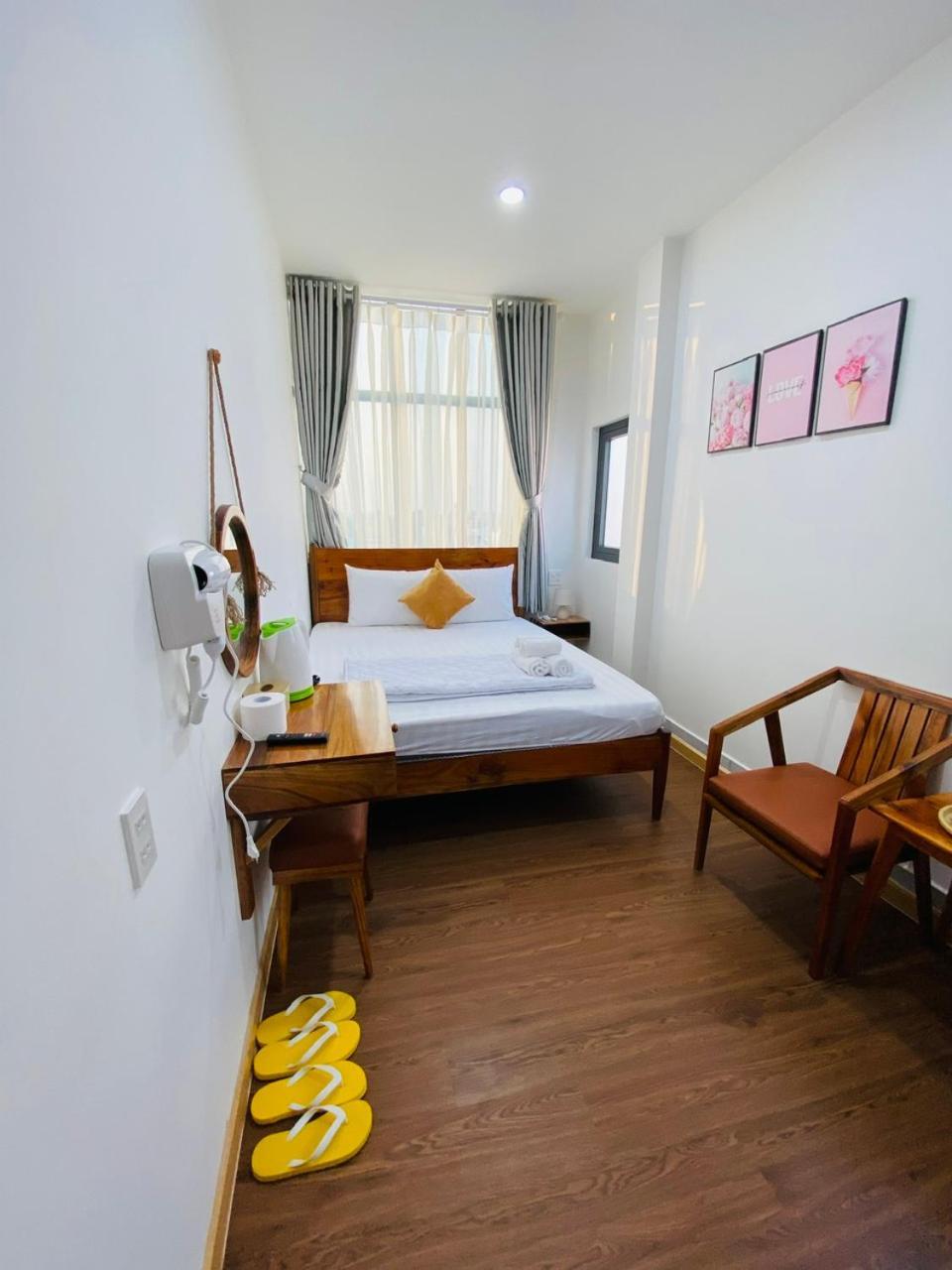 Hero Hostel & Billiards Chau Doc Exterior photo